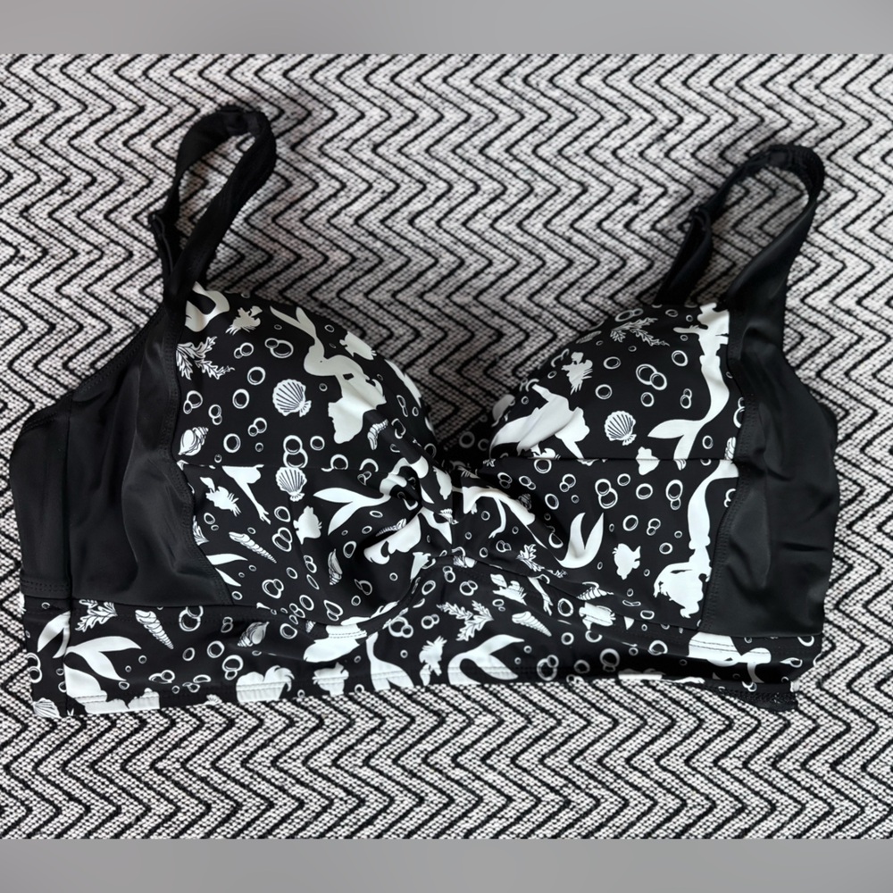 Disney Little Mermaid Ariel Black and White Bikini Top